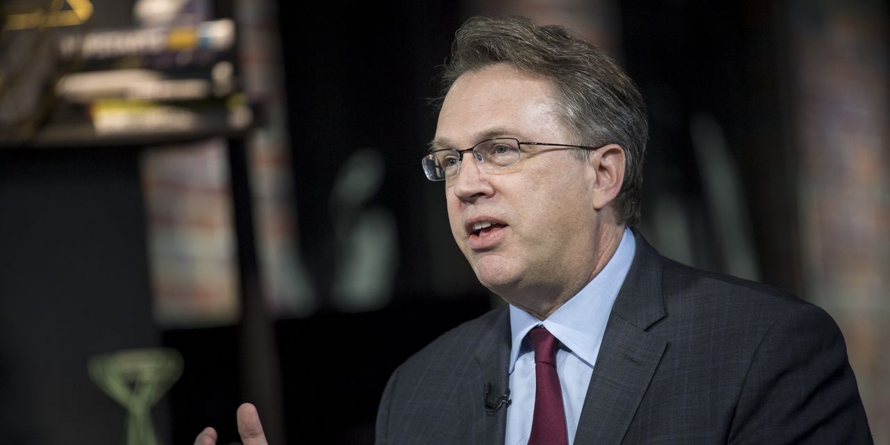 Fed’s Williams Not Ready to Pull Back on Aid, Despite Strong Recovery