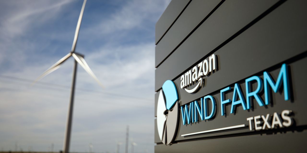 Amazon and Other Tech Giants Race to Buy Up Renewable Energy