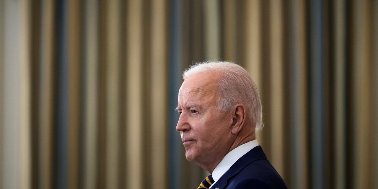 Biden’s Tax Pledge Limits Options for Infrastructure Deal