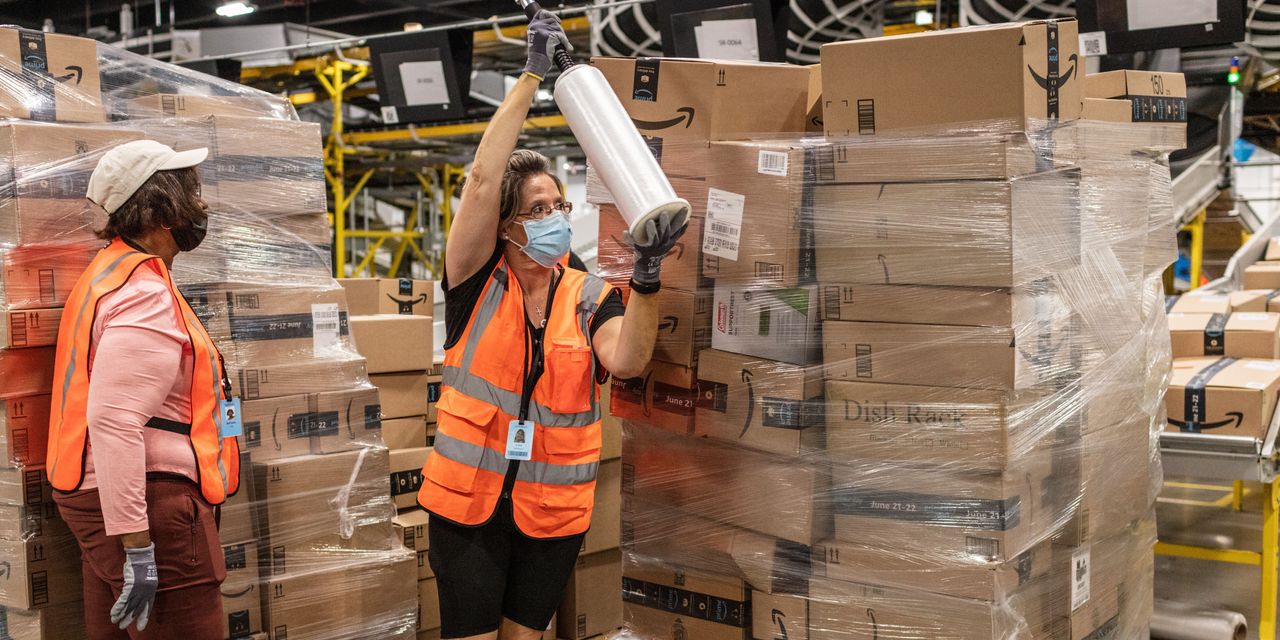 Teamsters Union Votes to Help Organize Amazon Workers