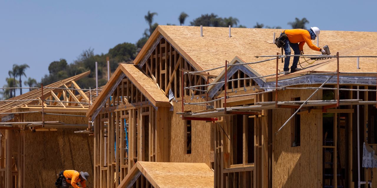 U.S. Housing Market Booms, but Small Contractors Miss Out