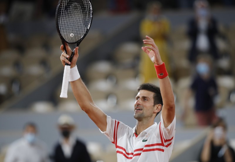 Curtain up for record-chasing Djokovic as Wimbledon returns