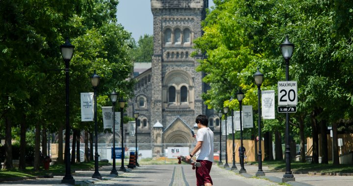 COVID-19 vaccine hurdles await international students eyeing campus life in Canada – National