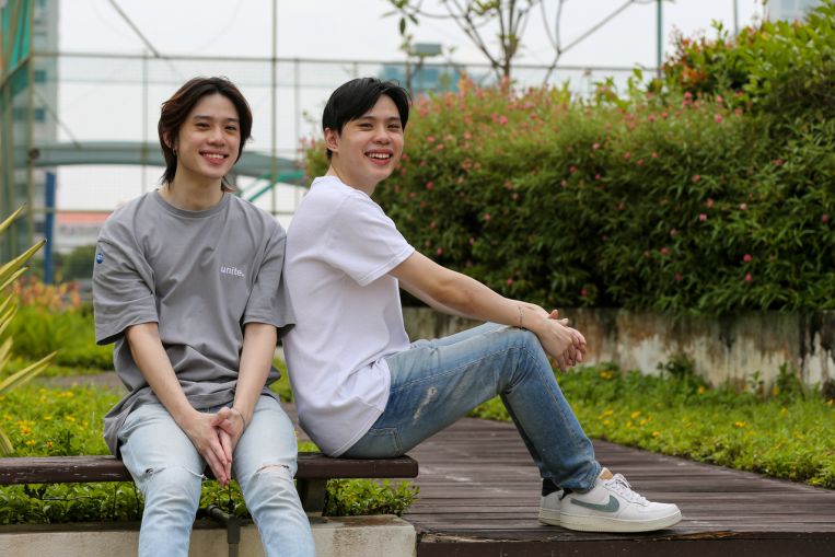 Twins on TikTok want to help kids ace Chinese, Life News & Top Stories