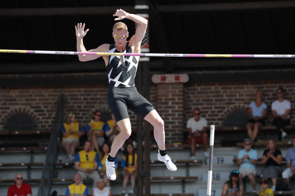 World champ pole vaulter Kendricks out of Olympics with COVID-19