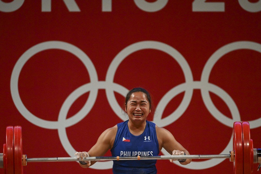 Hidilyn Diaz overcomes struggles to make history for PH with gold medal