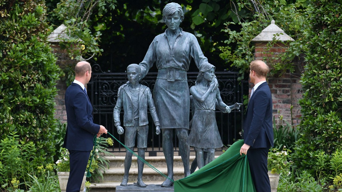 William, Harry unveil statue of late mother Princess Diana