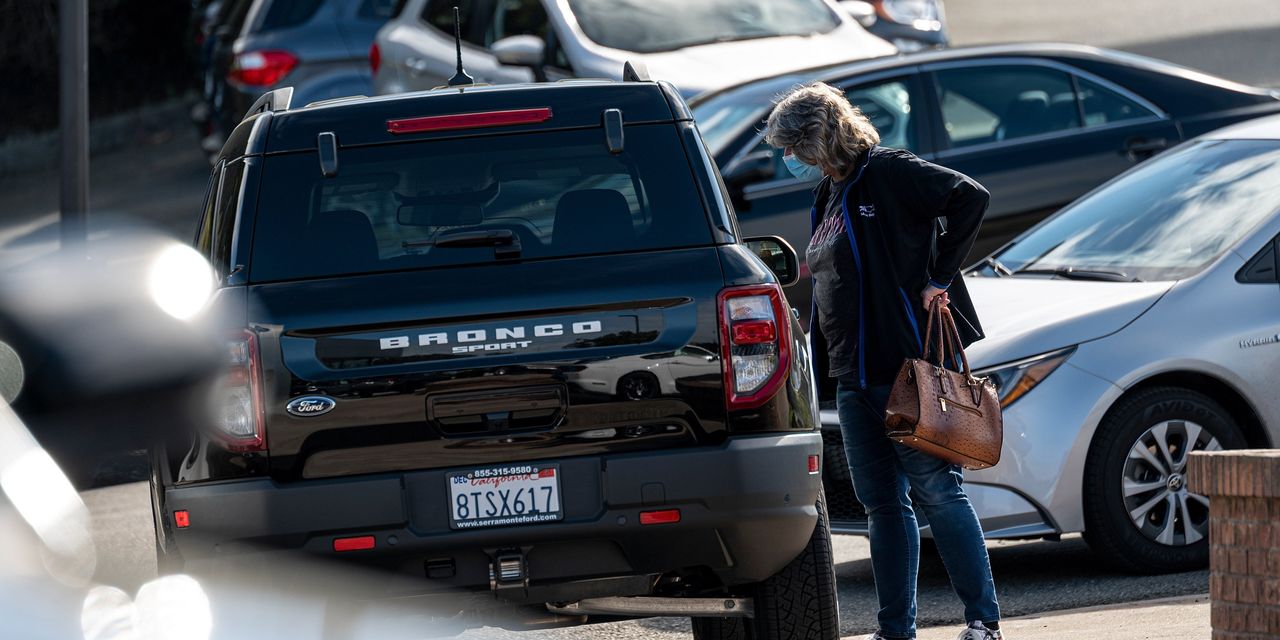 Car Sales Continue Hot Streak, but Market Shows Signs of Cooling
