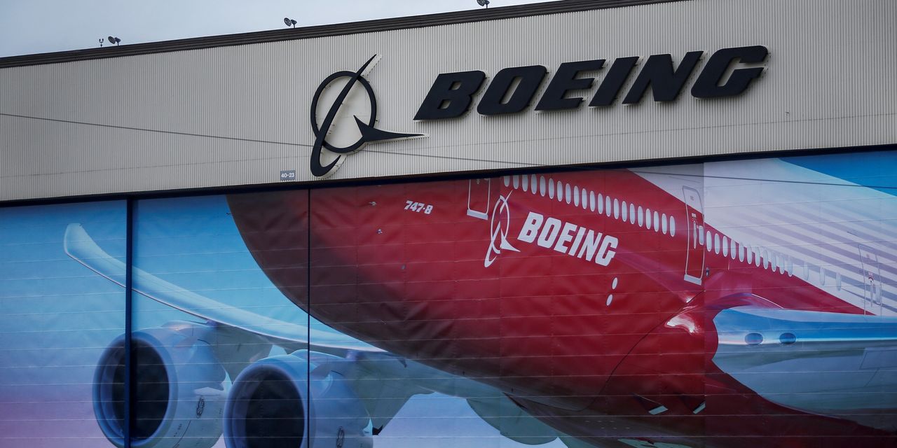 Boeing Faces New Dreamliner Production Problem