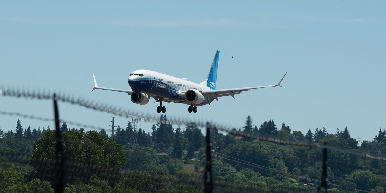 As Airbus Bets on Hydrogen, Boeing Opts for Pragmatism