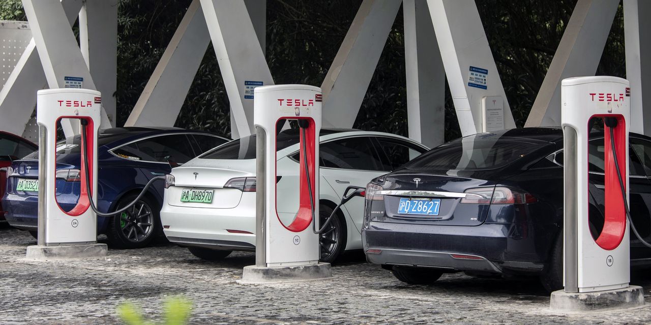 Tesla Battery Supplier CATL Rides EV Boom to 0 Billion-Plus Valuation