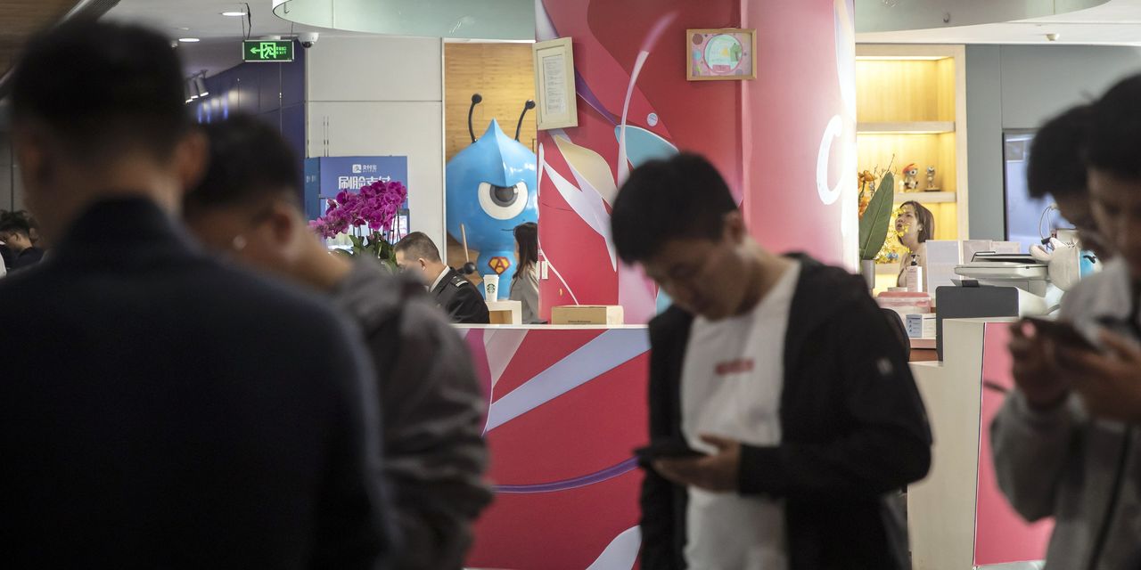 China’s Digital Yuan Puts Ant and Tencent in an Awkward Spot