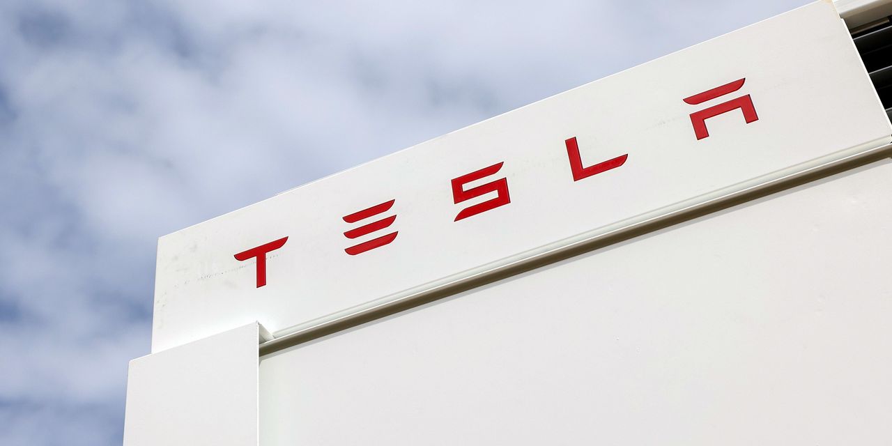 Tesla Battery Catches Fire at Utility Storage Project in Australia