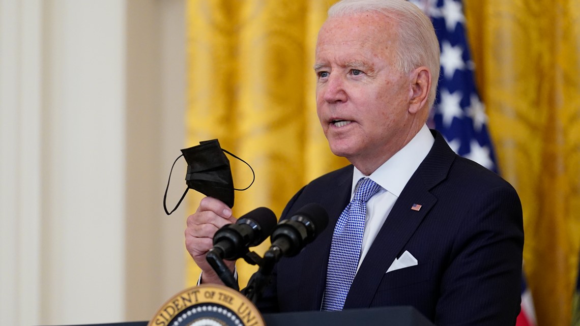 Biden announces COVID vaccine push for federal workers