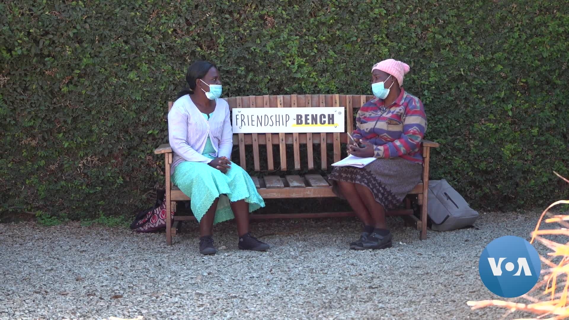 Stressed by COVID, Zimbabweans Turn to ‘Friendship Bench’ for Solace | Voice of America