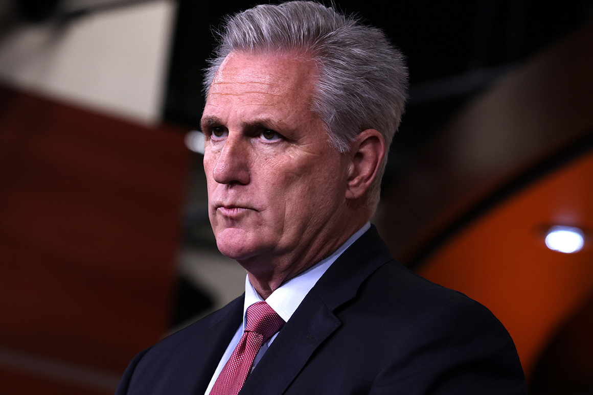 House Freedom Caucus asks McCarthy to try to remove Pelosi as speaker