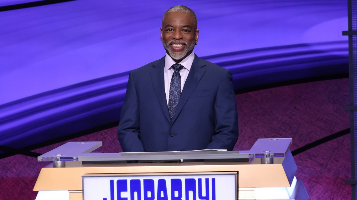 Burton: ‘Jeopardy!’ host gig began ‘scary,’ ended fun