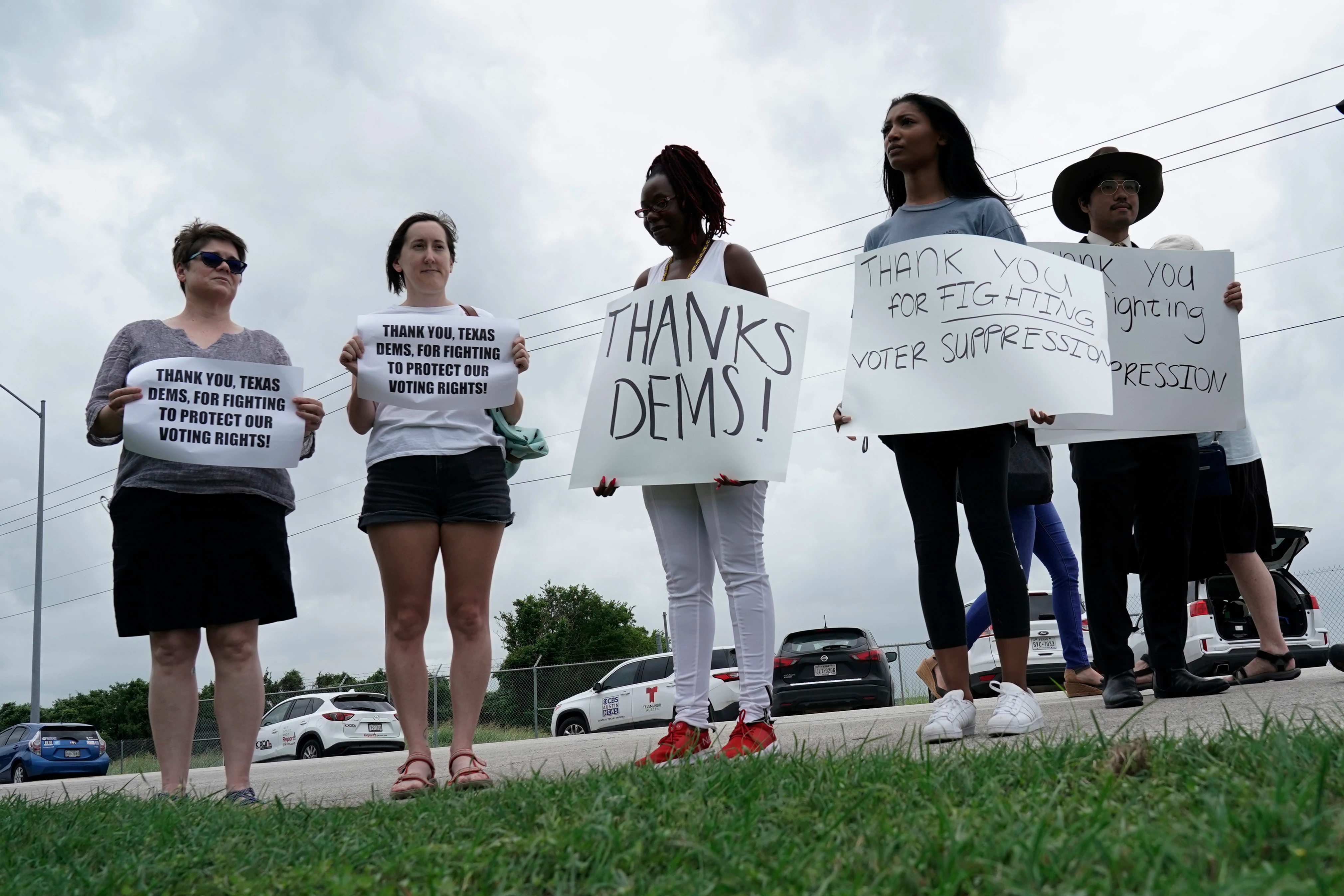 Texas Democrats Leave State to Try to Stop GOP Voting Bill | Voice of America