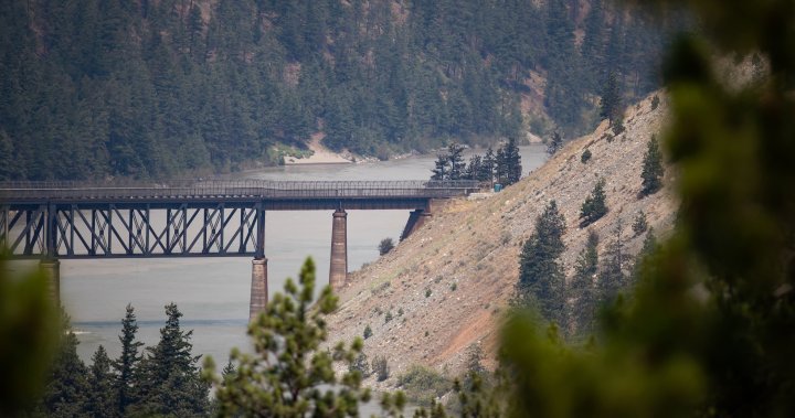  Train service resumes in Lytton, B.C., as First Nations leader voices safety concerns – National