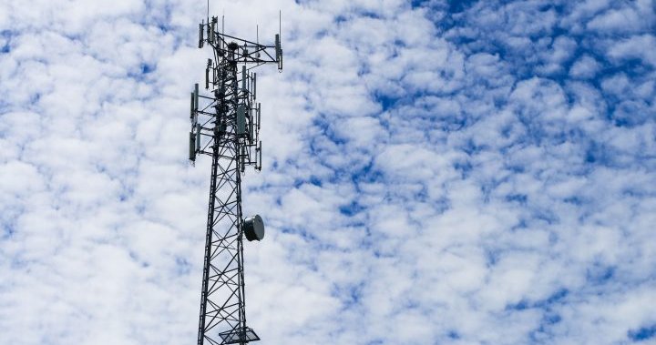 Feds say .9B raised from Canadian telecom auction for licenses in 5G wireless spectrum – National