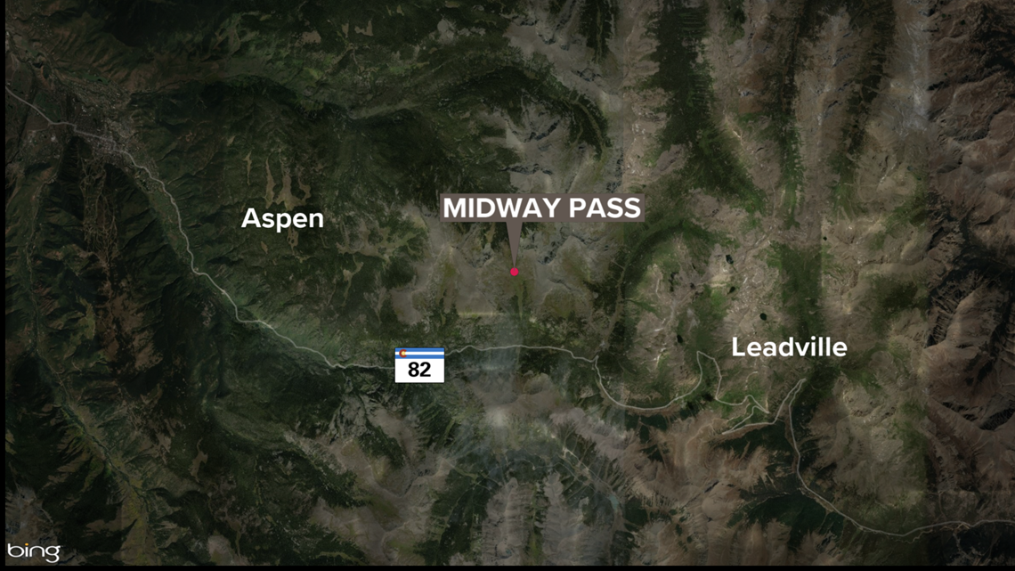 Plane crashes east of Aspen, killing 2