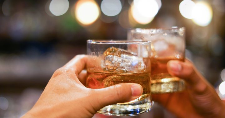 Alcohol use linked to 7,000 new cancer cases in Canada in 2020, study shows – National