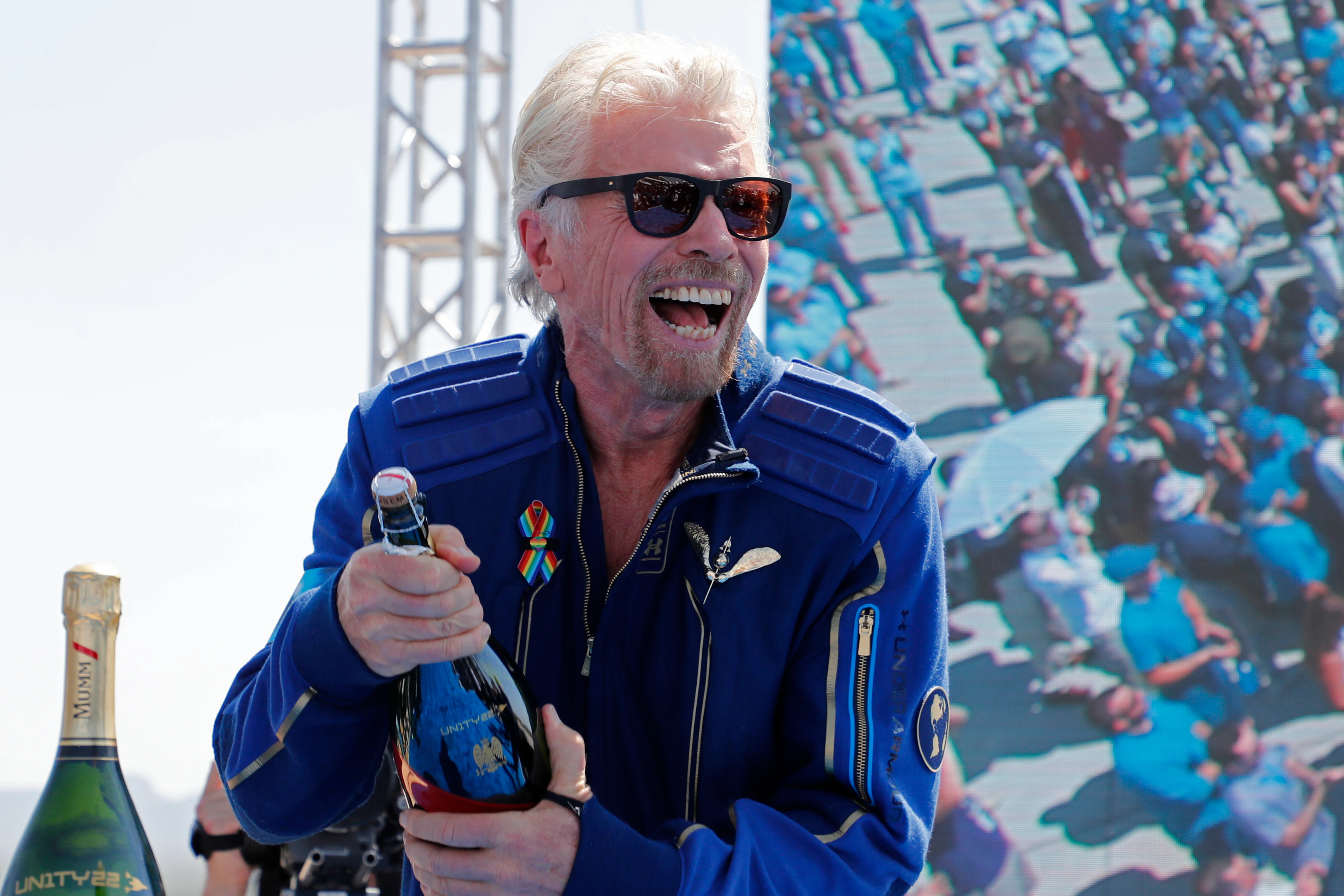 Billionaire Richard Branson Reaches Space, Safely Returns to Earth | Voice of America