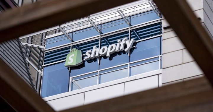 Canadian tech giant Shopify hits B in quarterly revenue for the first time