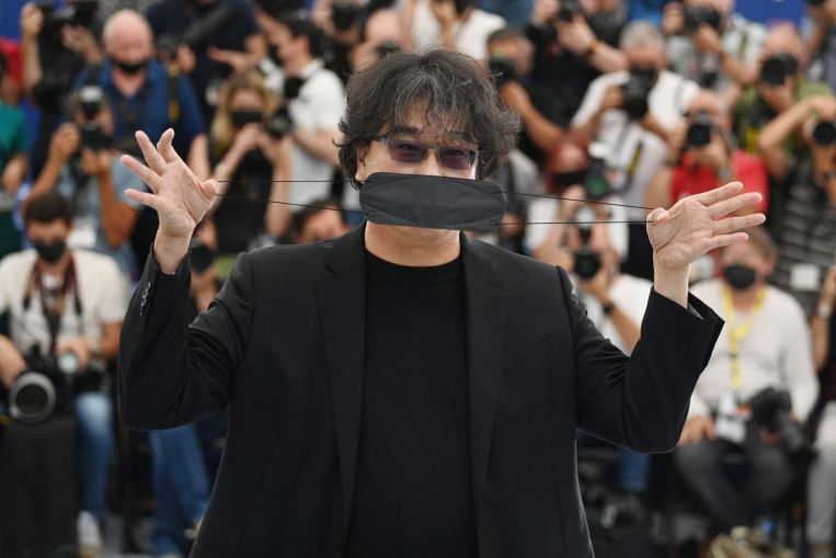 Cannes film festival insists on Covid-19 masks as standards slip, Entertainment News & Top Stories