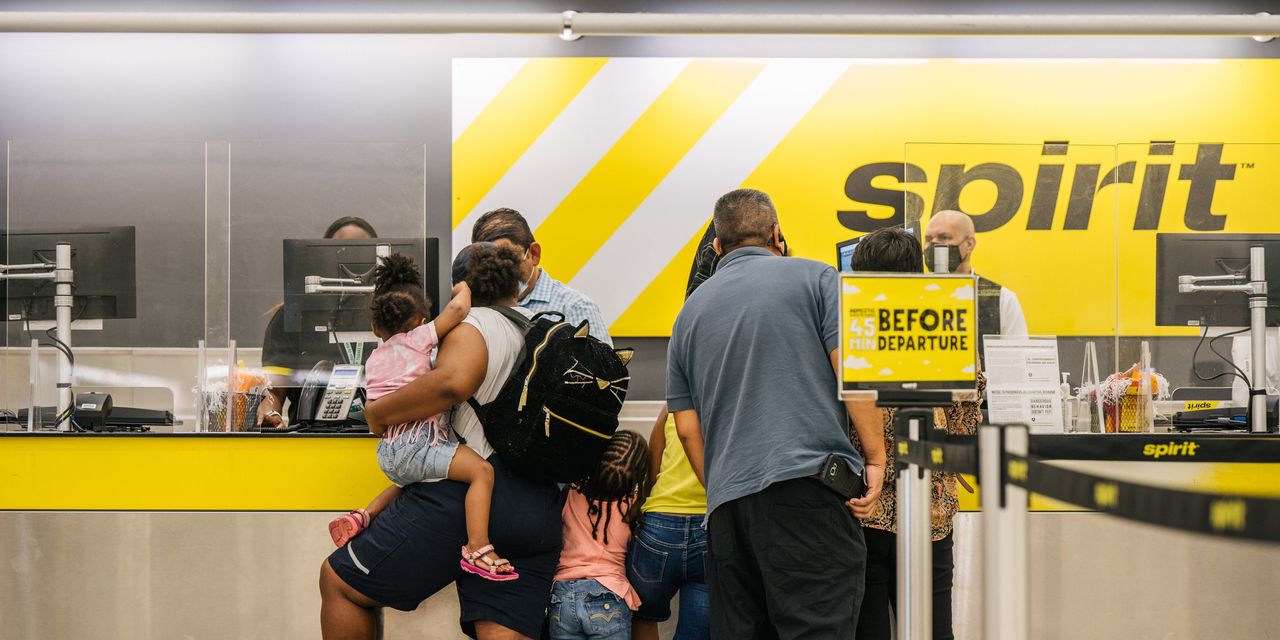 Spirit Airlines Cancels Half of Thursday Flights as CEO Apologizes