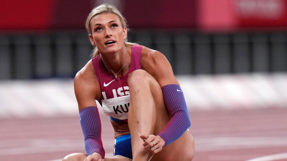 How does scoring work for the Olympic heptathlon?