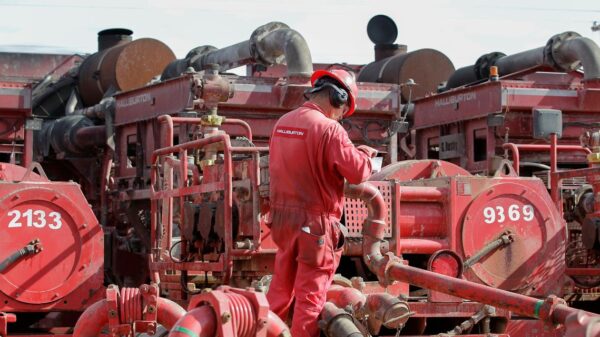 Services Are Yet Another Snag for Oil and Gas