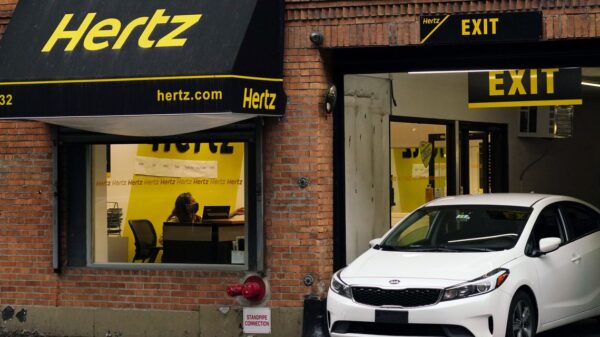 Hertz Orders 100,000 Teslas, Part of Plan to Electrify Fleet