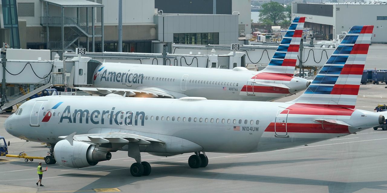 American Airlines Flight Cancellations Continue to Climb