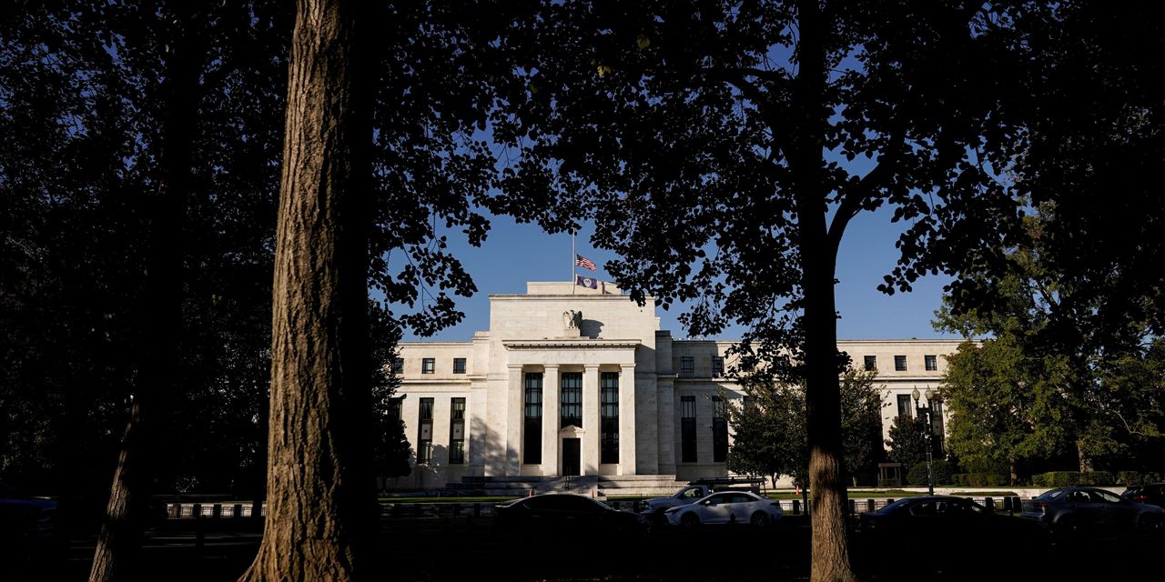 Economy Week Ahead: Fed Meeting, Trade, Employment