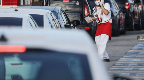 California’s In-N-Out sparks latest pandemic culture war