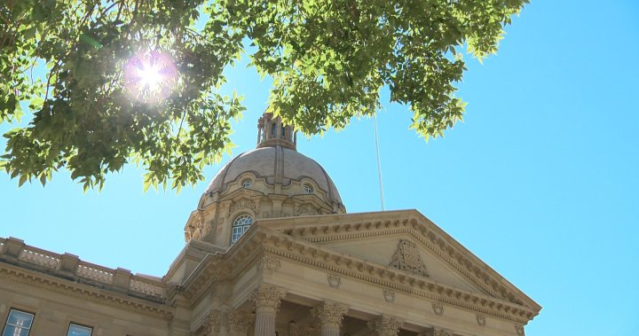 Former Alberta UCP staffer alleges sexual harassment, heavy drinking in lawsuit against premier’s office