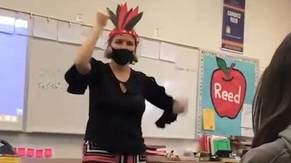 California high school teacher on leave after ‘offensive’ Native American depiction – National