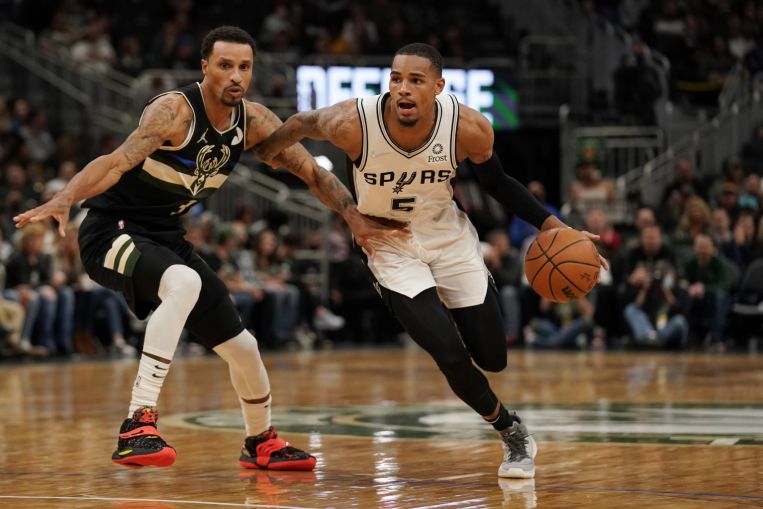 NBA: Spurs spread around scoring to upset Bucks, Basketball News & Top Stories