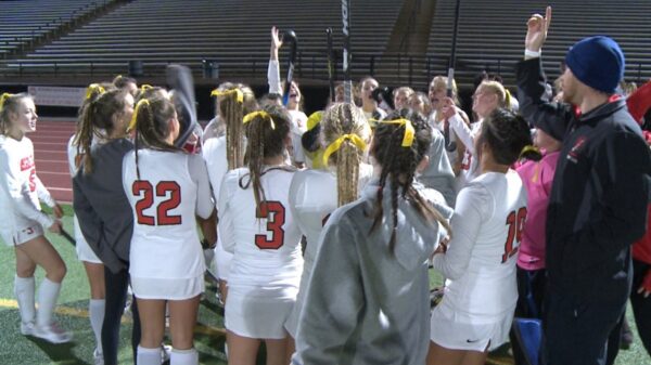 Regis Jesuit beats Arapahoe in 2021 field hockey semifinals