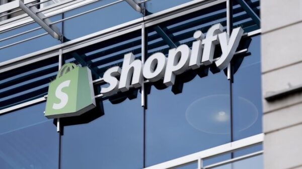 Shopify says ‘extreme’ levels of pandemic-fuelled online shopping are easing