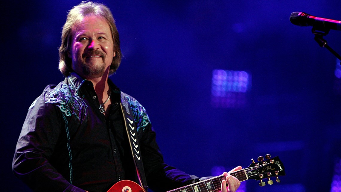 Travis Tritt cancels shows at venues requiring proof of vaccine