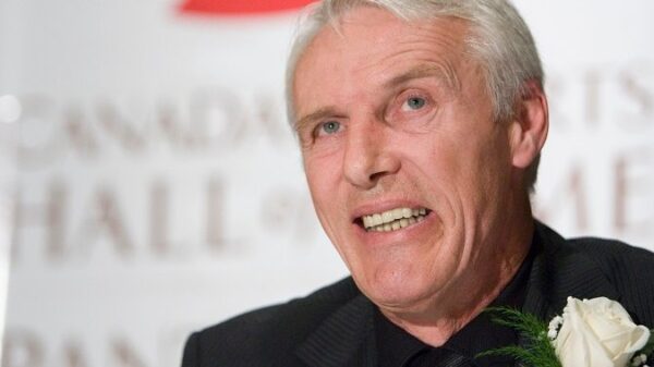 Hockey Hall of Famer Mike Bossy battling lung cancer