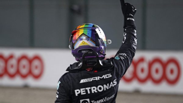 Hamilton hits ‘candy’ spot to say inaugural Qatar GP pole