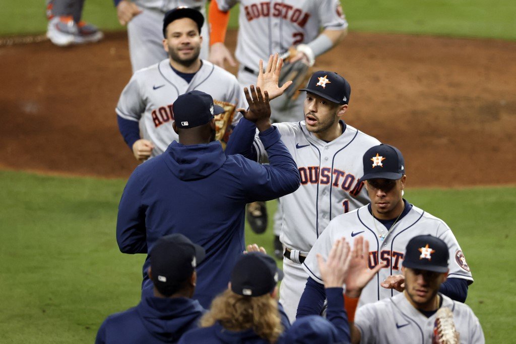 Astros rally to beat Braves, force World Series Game 6