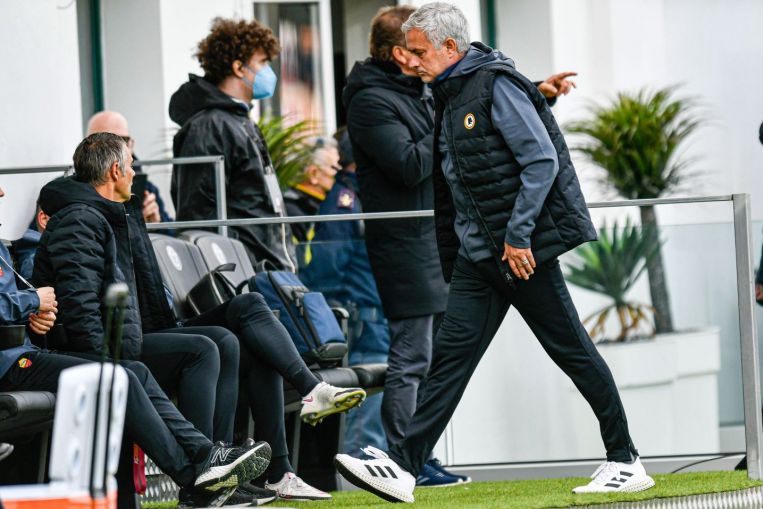 Football: Mourinho raises well-worn gripes as Roma slide into turmoil, Football News & Top Stories