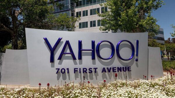 Yahoo Pulls Out of China, Ending Tumultuous Two-Decade Relationship