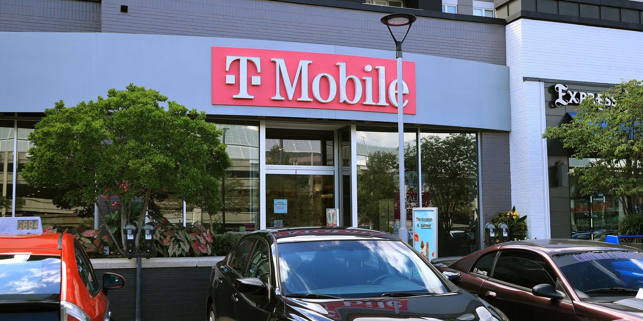 T-Mobile Says Customer Growth Recovered After Data Hack