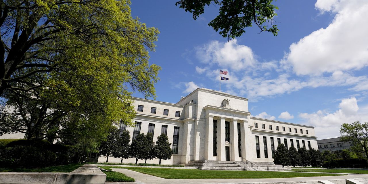 Fed Prepares to Taper, but Markets Crave More Insight on Rate Rises