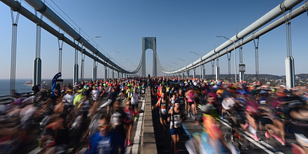 New York City Marathon App Embraces Hybrid